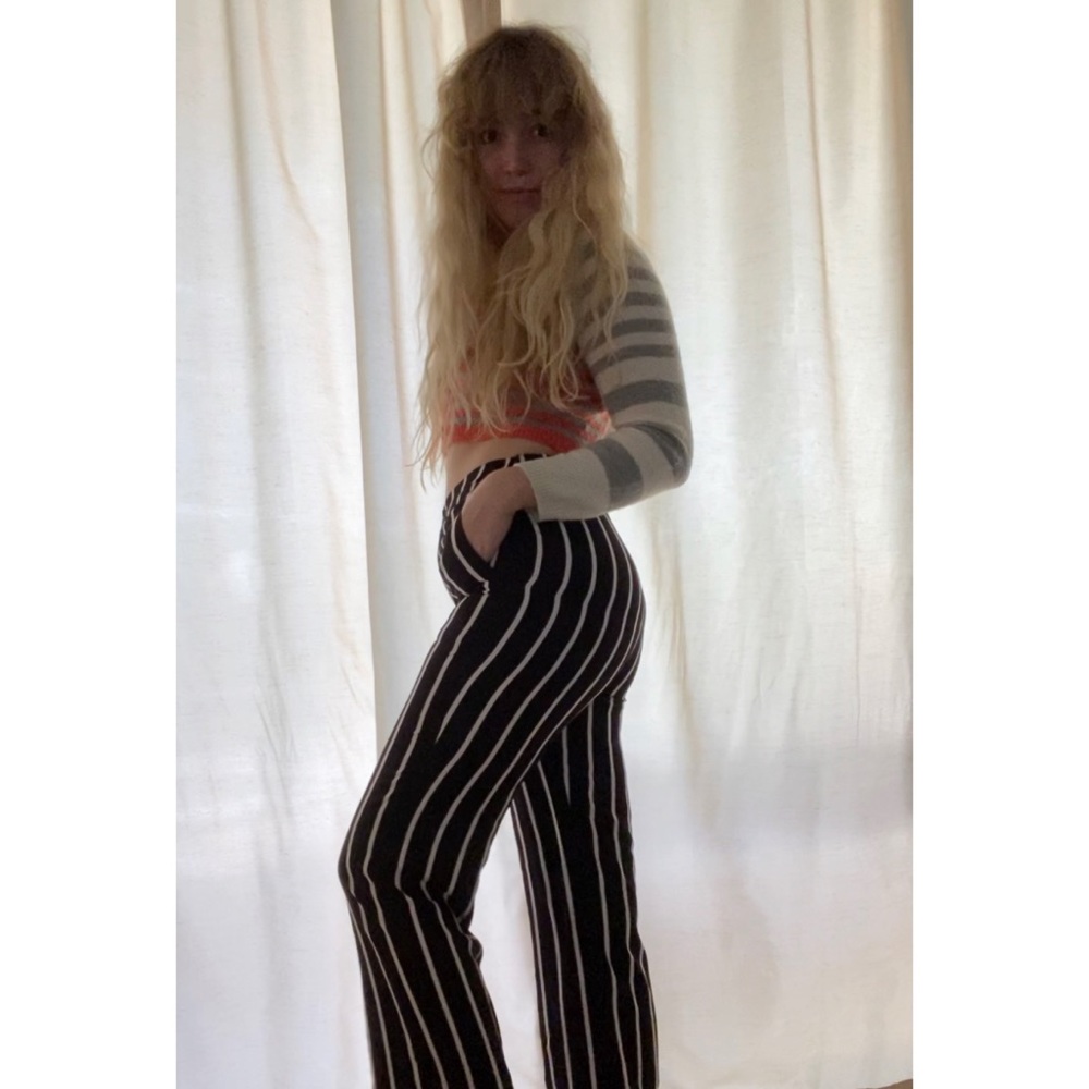 Gilli Wide Leg Stripe Pants - Picture 6 of 7